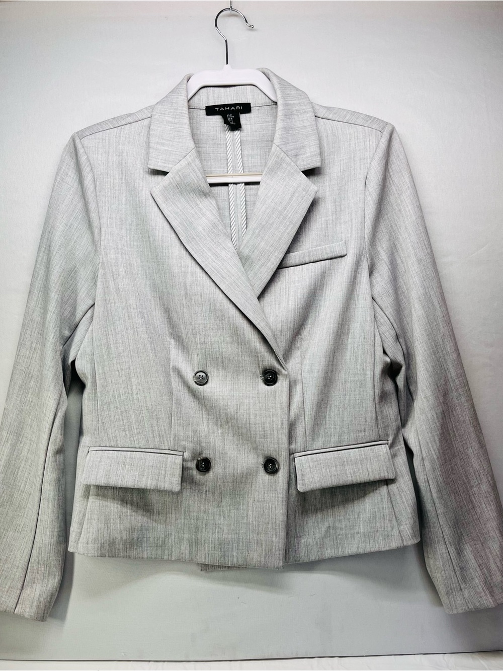 Tahari Light Gray Double-Breasted Cropped Blazer